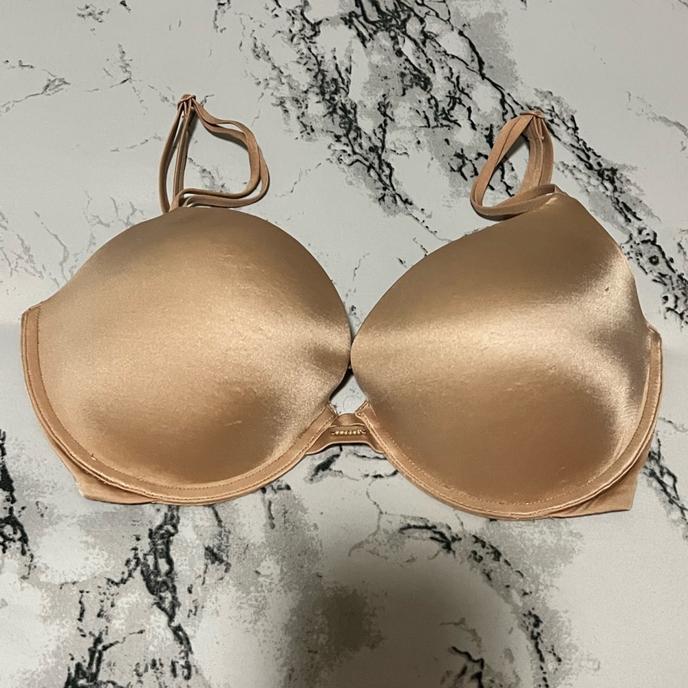 NWT Victoria Secret Bra